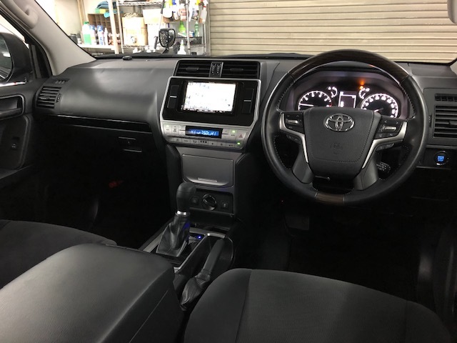 ★ランクルプラド現行モデル 在庫車にラインナップッ!★(白石店)_c0161601_11573581.jpg