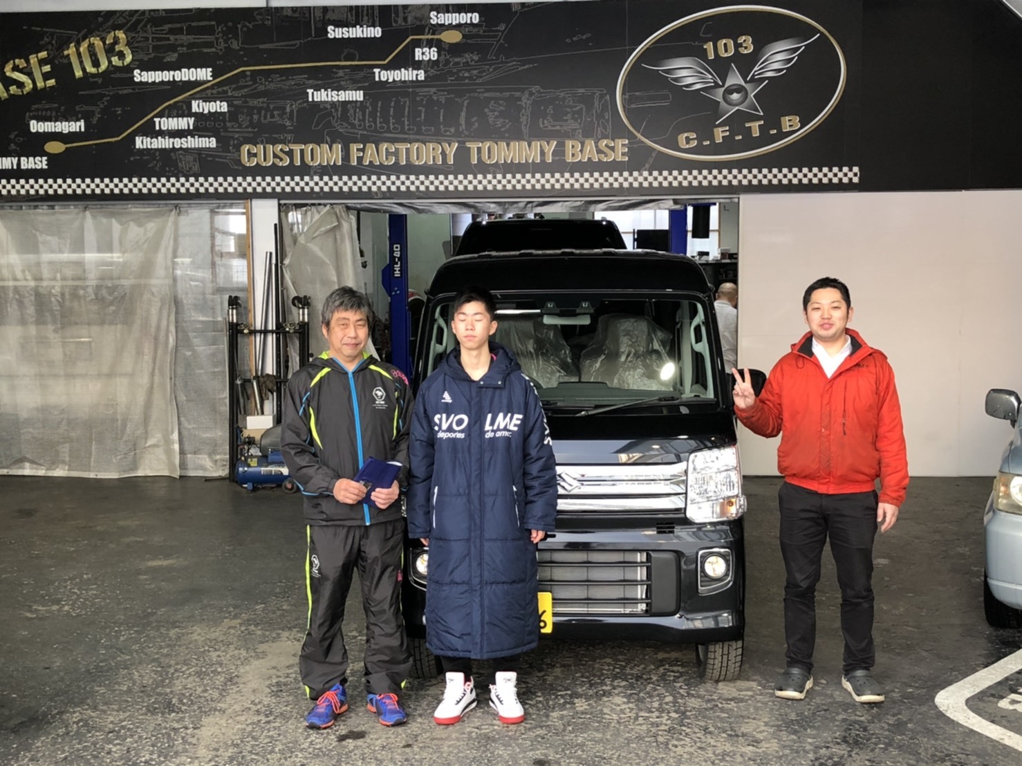 12月22日(日)TOMMYBASEブログ☆S様エブリィワゴン納車✨✨レクサス専門♬スバル車多数🎶限定車♬希少車🎶レガシィ♬フォレスター☆自社ローン_b0127002_15372327.jpg