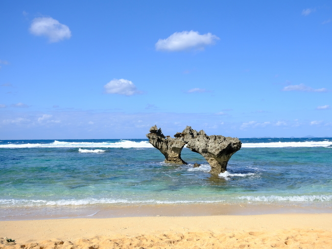 「沖縄2019 古宇利大橋、古宇利島、ティーヌ浜のハートロック」_a0000029_20531031.jpg
