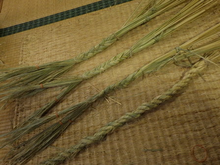 おかざりを作ろうB-輪飾り_a0123836_14271220.jpg