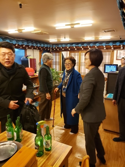 12/6 弁護士・支援団体ら文喜相案に対する討論会 韓国国会会議室_b0156367_13292467.jpg