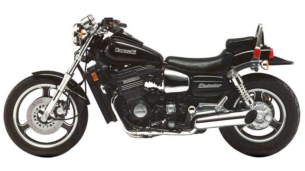 新 Rocket 3 の意匠は Ducati Diavel を真似ている?_f0004270_17511660.jpg