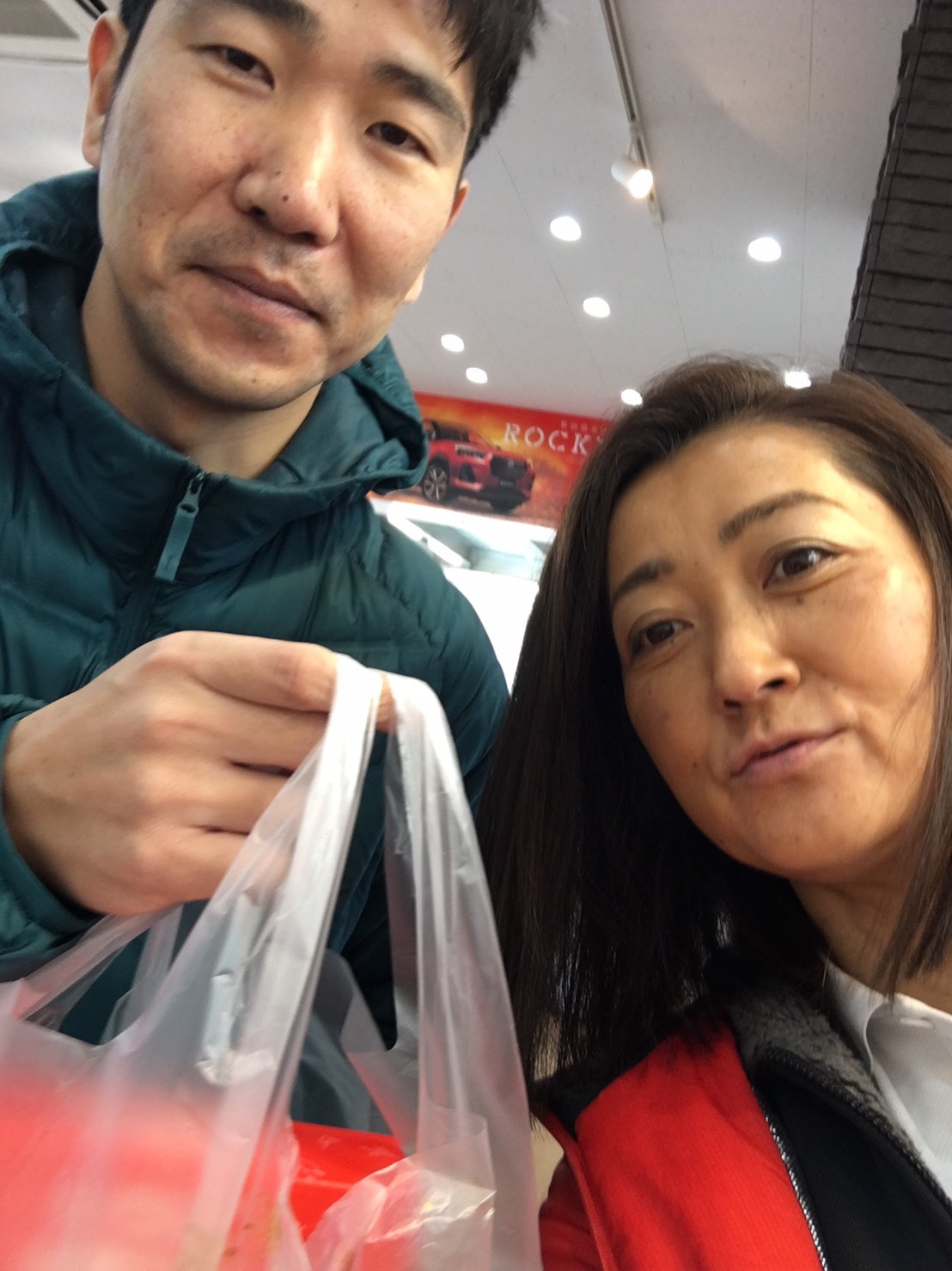 12月24日(火)本店ブログ メリクリ♡ ランクル ハマー アルファード_b0127002_19284206.jpg