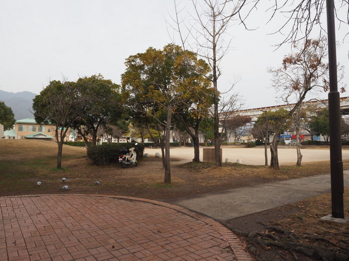 佐伯区民文化センター&五日市中央公園_c0116915_17200035.jpg