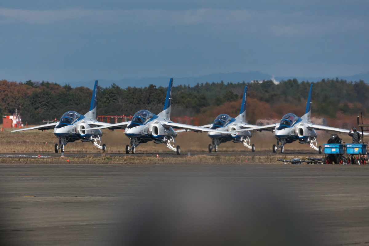 令和元年百里基地航空祭(その1)久しぶりのブルーインパルス_d0137627_22284792.jpg
