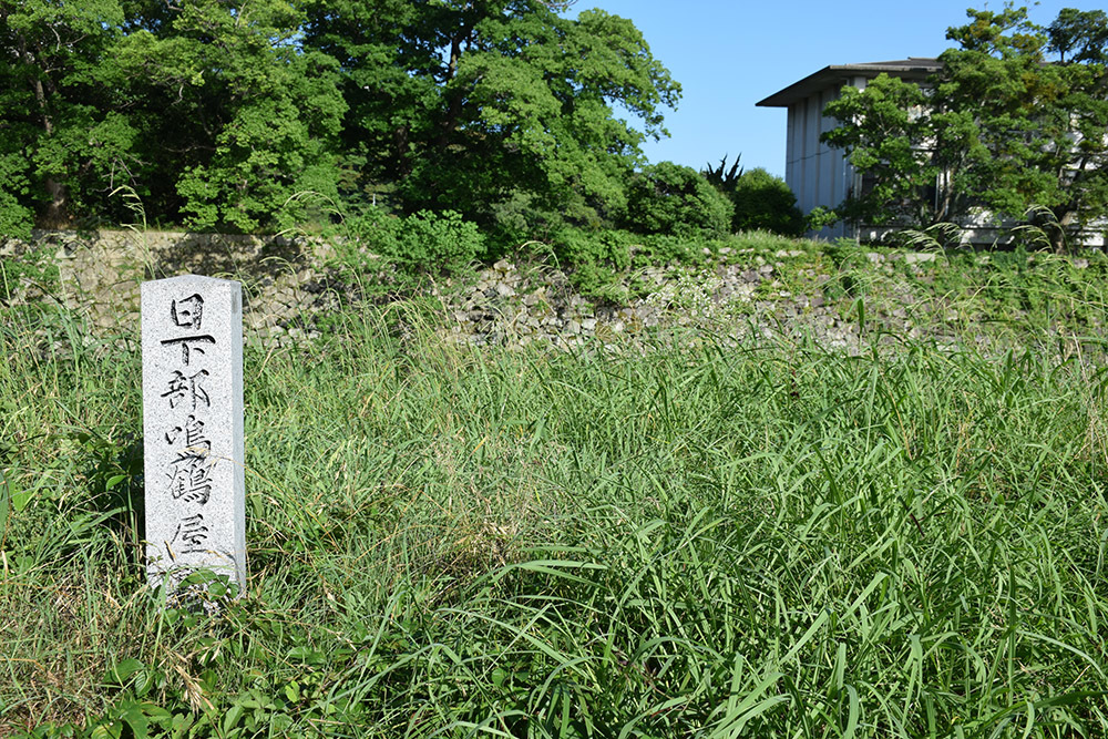 国宝・彦根城を歩く。 その8 <中堀~武家屋敷跡~京橋口>_e0158128_17535254.jpg