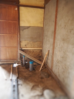 介護用トイレの改修工事_e0010955_07295599.jpg