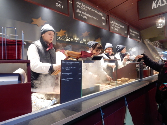 ’19,12,24(火)なめらか焼売とドイツのクリスマス!_f0060461_11314966.jpg
