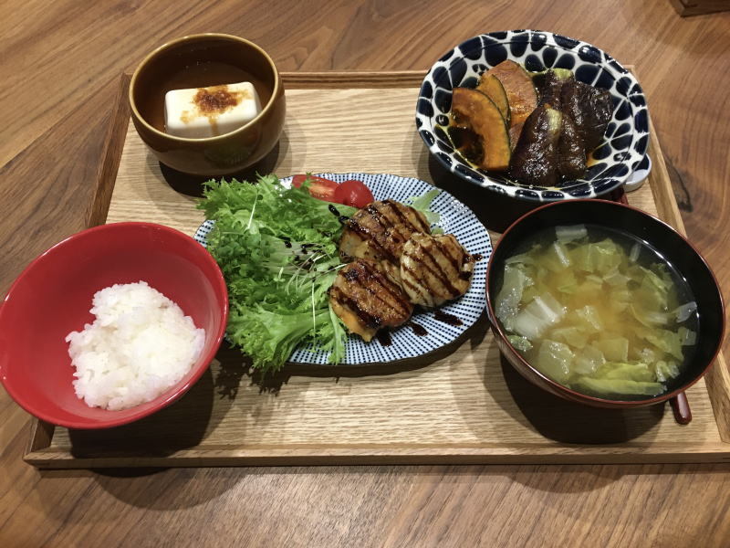 献立 帆立のグリル 茄子とかぼちゃの焼き浸し 冷奴 キャベツのお味噌汁 Kajuの 今日のお料理 簡単レシピ