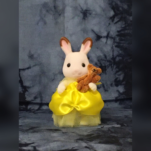 美女とちっちゃい野獣 ベルのドレスの作り方 ウルスラソーイングショップ 旧テディベア等のブログ Urslazuli 美女とちっちゃい野獣 ベルのドレスの作り方 ウルスラソーイングショップ 旧テディベア等のブログ Urslazuli