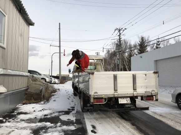 メリークリスマス(^^♪TOMMYサンタも出動!!!G社様 納車(^^)/ エスカレード、ハマー、ハイエース_b0127002_17134285.jpg