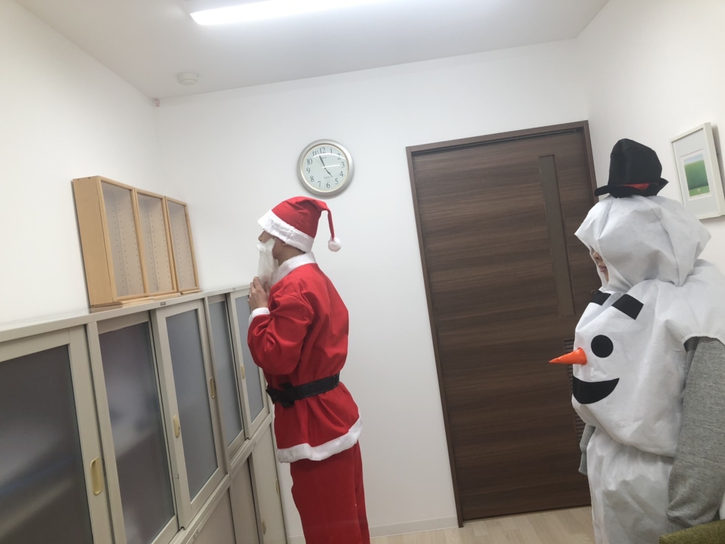 12月25日(水)TOMMYBASEブログ!!MerryChristmas☆TOMMYサンタさん☆レクサス・カスタムセダン専門店♪スバル♪自社ローン♪_b0127002_18460278.jpg