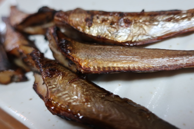 毎年恒例のはたはたの醤油漬け にこぽん本舗