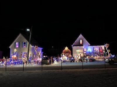 クリスマス・ライト 3_c0353373_05480356.jpg