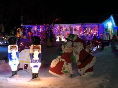 クリスマス・ライト 4_c0353373_05525980.jpg