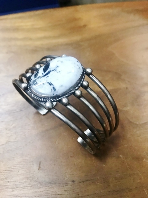 1年の御褒美★ WHITE Buffalo 当店別注_d0152280_21420362.jpg
