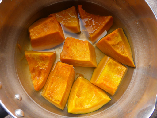 かぼちゃと小豆の煮物・いとこ煮_d0366590_19494409.jpg