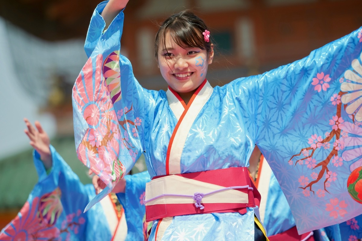 ２０１９京都さくらよさこい１日目神宮道スペシャルステージその５（京炎そでふれ！華羅紅）_a0009554_22040348.jpg