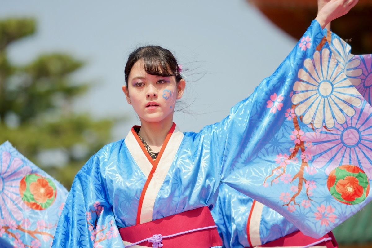 ２０１９京都さくらよさこい１日目神宮道スペシャルステージその５（京炎そでふれ！華羅紅）_a0009554_22045224.jpg