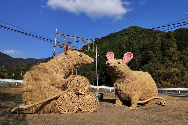 大代のジャンボ干支2020♪ ~ネズミ一家~_a0167759_1647895.jpg
