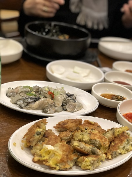 ソウルで牡蠣三昧_b0060363_21583610.jpeg