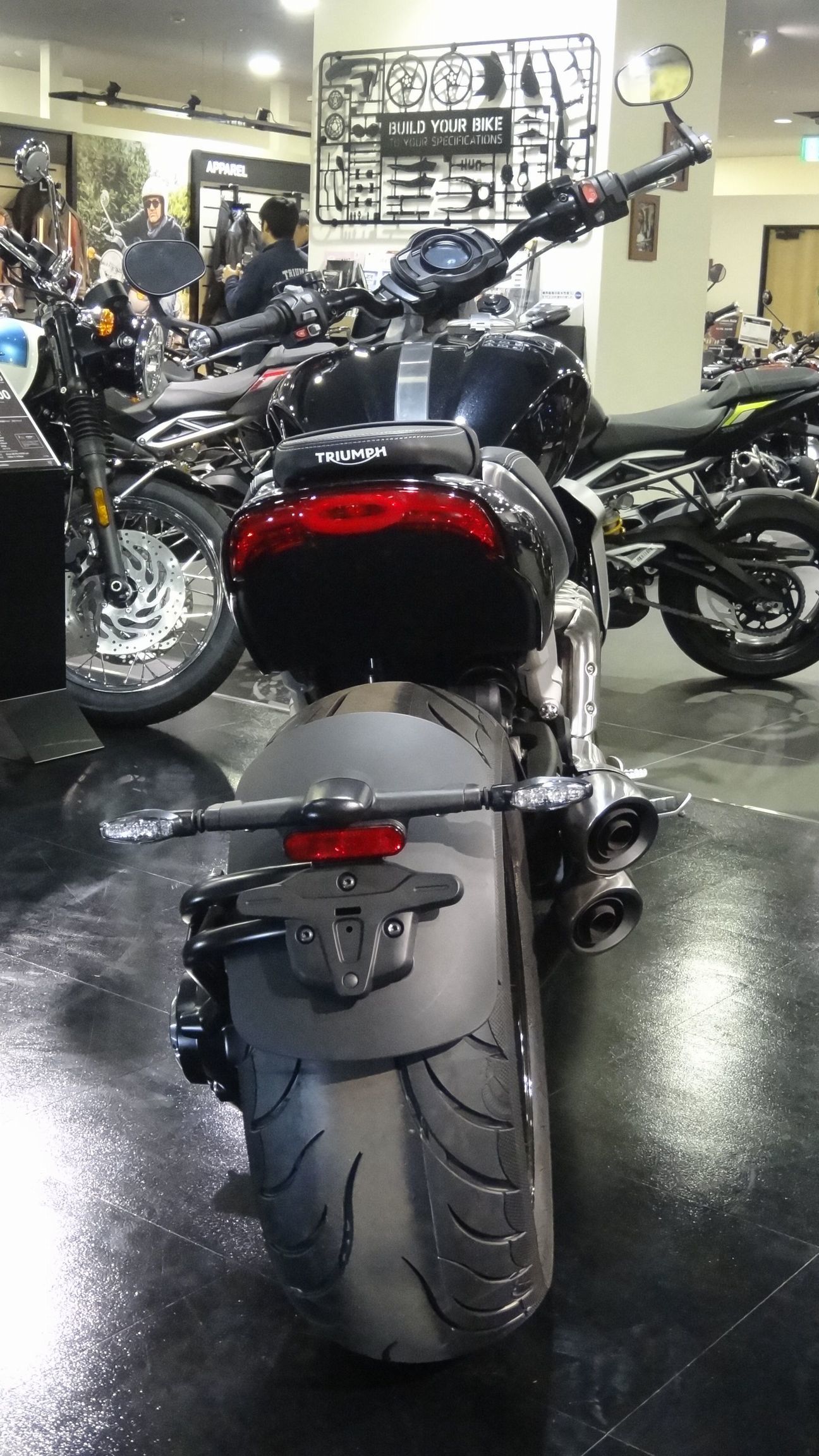 Triumph Rocket 3 R_f0004270_20282812.jpg