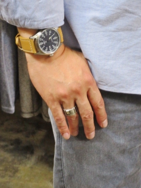 1年の御褒美★ MWC (Military WATCH Company)_d0152280_20515977.jpg