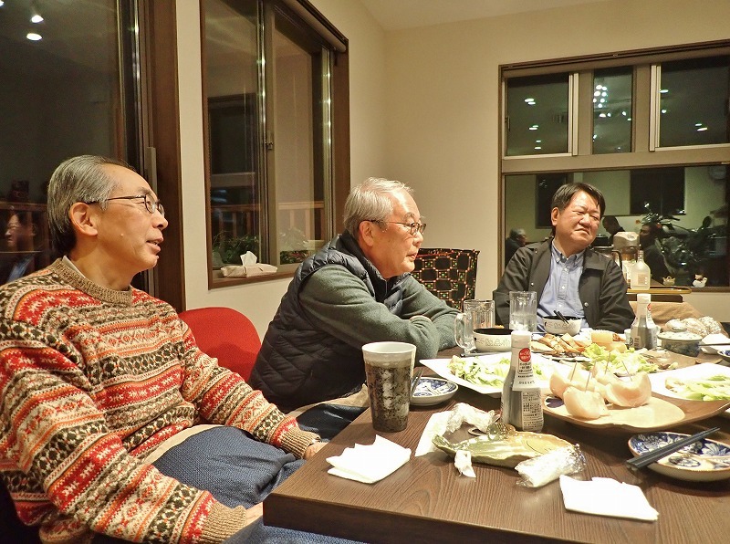 今年最後の四役・事務局会議でした_c0336902_17475100.jpg