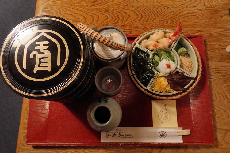 年越しそば －本家尾張屋－_b0169330_16252546.jpg