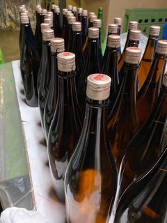 吟醸むろ掃除&「特別純米GOLDラベル」酒カップ瓶詰など_d0007957_22231063.jpg