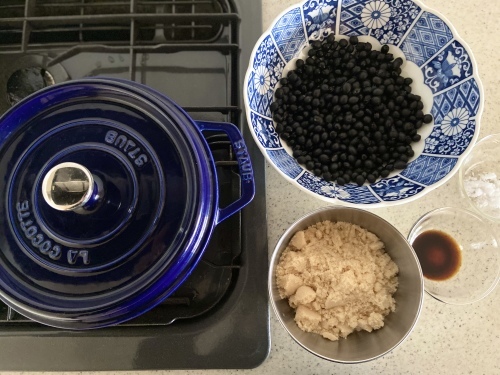 ストウブで黒豆作り_d0327373_14282488.jpeg