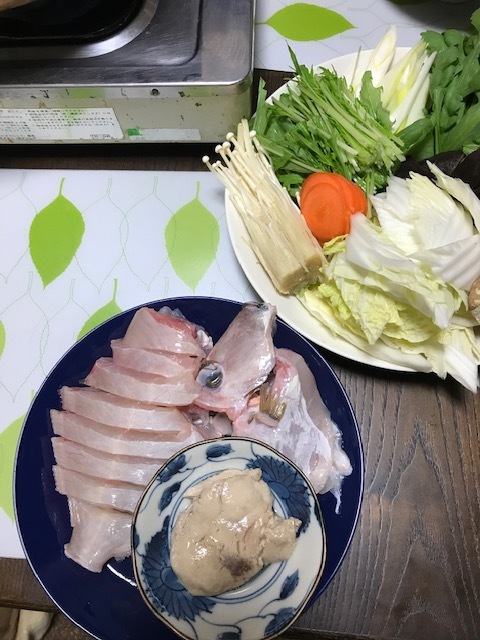 クエ鍋_f0204295_17560930.jpg