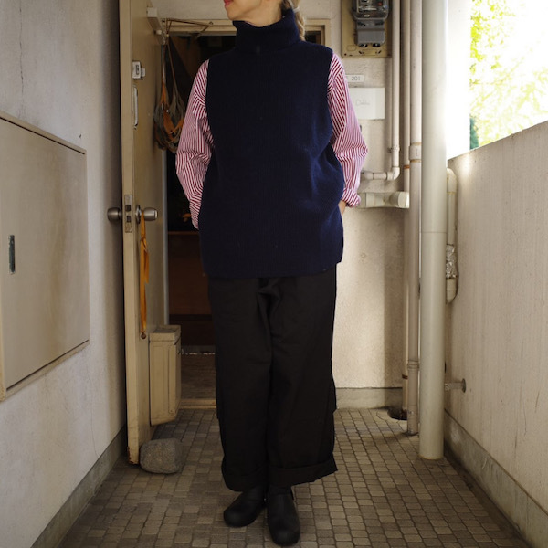 クールなニットベスト_d0364239_19570368.jpg