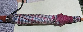 12月27日「傘修理」_f0003283_07295688.jpg
