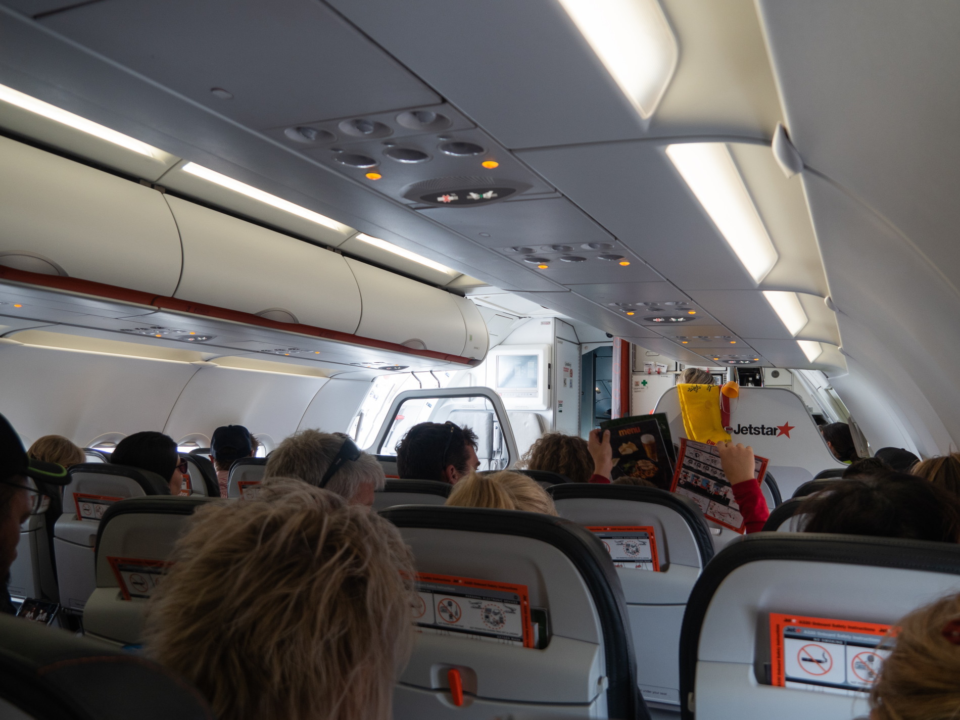 2019メルボルン・タスマニア・シドニーvol.6～飛行機でタスマニア島へ～_f0276498_23285648.jpg