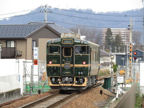 新高岡駅から! 年の瀬の人気路線!!_f0281398_22365131.jpg