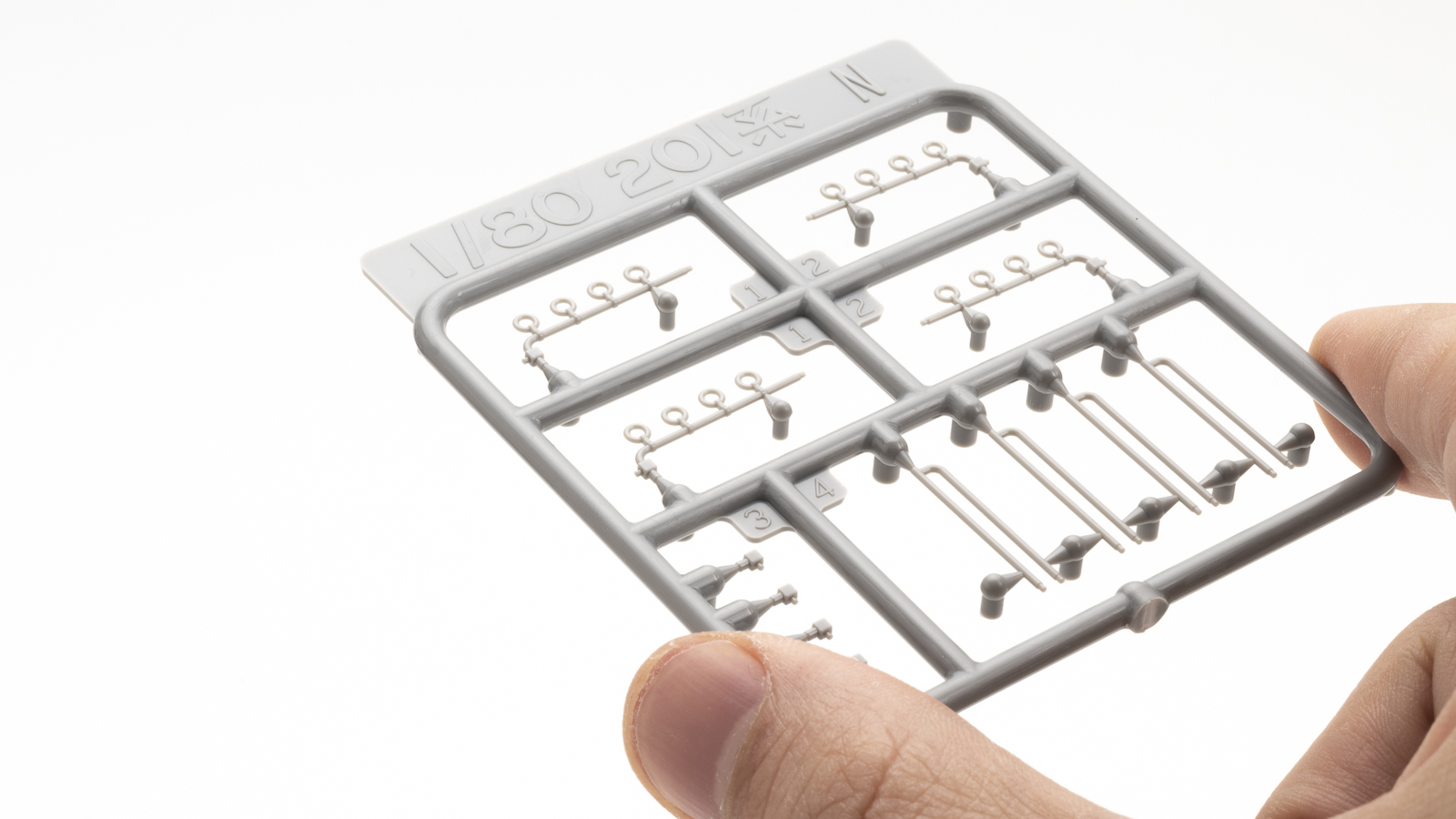 長野発東京行き、中央線のプラモデルに金型技術の極北を見よ!_b0029315_18175058.jpg