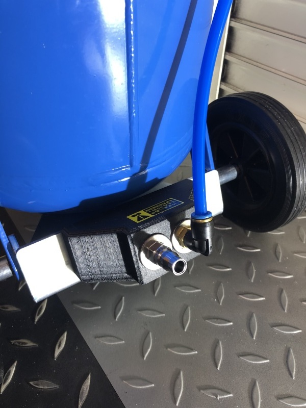 Ducati F1重曹ブラストに挑戦_a0051924_11494045.jpeg