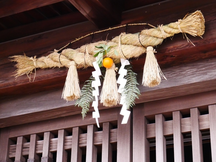 　　和歌山城へ注連飾　　２０１９-１２-３０　００：００ 　 　 　　_b0093754_23153625.jpg
