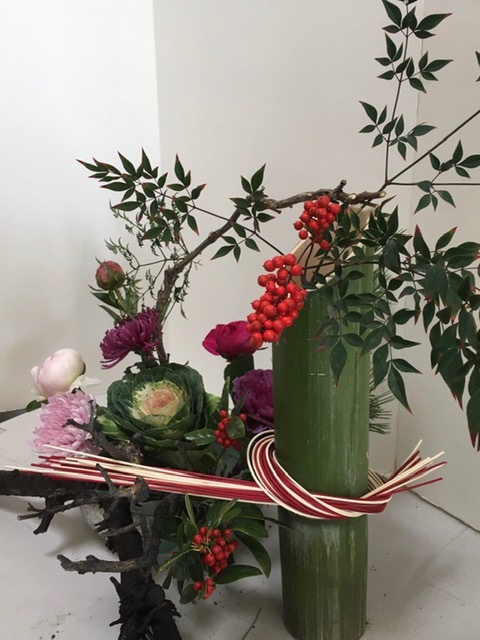お正月の生け花_e0350971_08431539.jpg