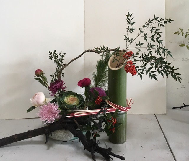 お正月の生け花_e0350971_08482206.jpg