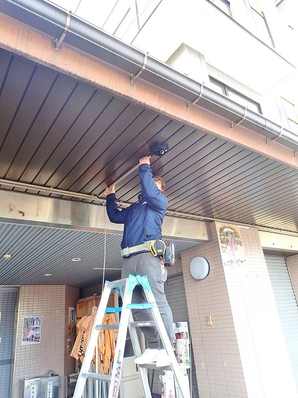 会館へ防犯カメラを設置しました!_c0336902_16374014.jpg
