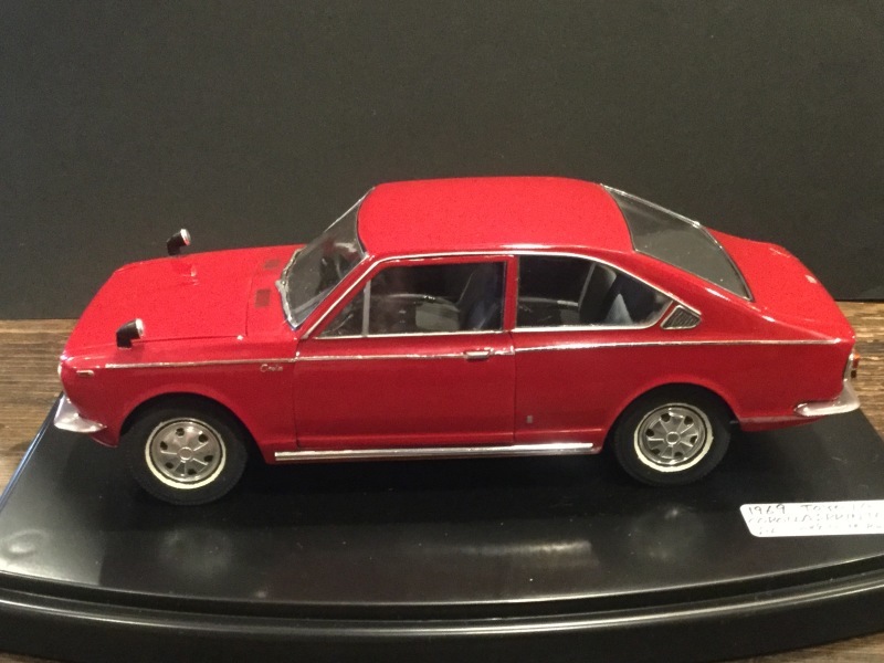 トヨタ カローラ スプリンター SL 1969 (日本模型 1/20) : MATCHBOX