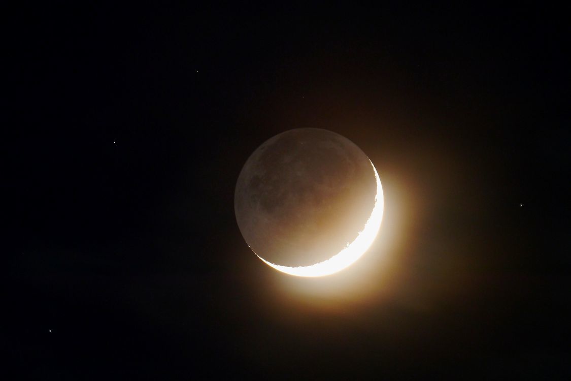 地球照を纏った幻想的な細い月と金星のランデブ～は月と惑星の接近の中でも美しさは随一だと思うな♪_a0031821_11130725.jpg