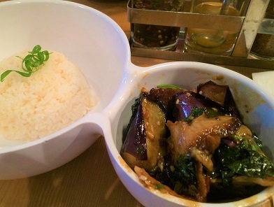 気軽に入りやすいタイ食堂!炮台山の駅前バンコク食堂☆Bangkok Canteen in Fortress Hill_f0371533_17333632.jpg
