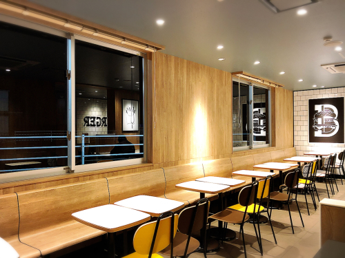 マクドナルド津北マックスバリュ店 プリンセスシンデレラ