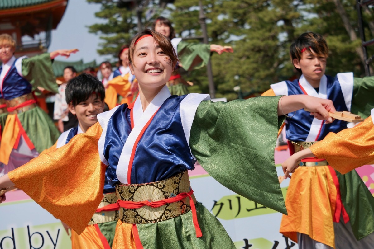 ２０１９京都さくらよさこい１日目神宮道スペシャルステージその１７（京都チーム「櫻嵐洛」）_a0009554_17571046.jpg