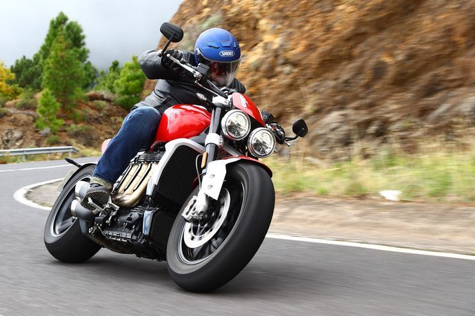 2010 Triumph Rocket 3 R and GT Review First Ride_f0004270_09413091.jpg