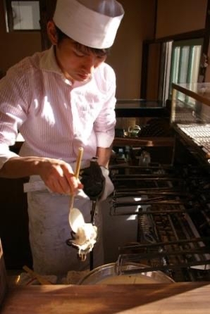 2019.12.31 ありがたや10年。紅白の白玉たい焼き情報。_a0145471_19243757.jpg