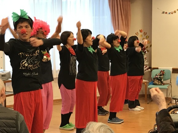 クリスマス会開催_e0163042_12325016.jpg